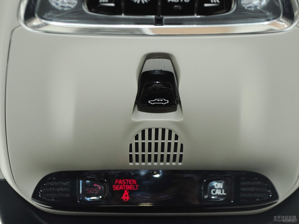 水晶白沃爾沃XC90車廂內(nèi)飾圖片