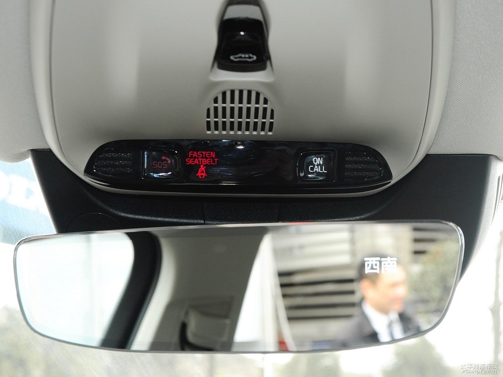 水晶白沃爾沃XC90車廂內(nèi)飾圖片