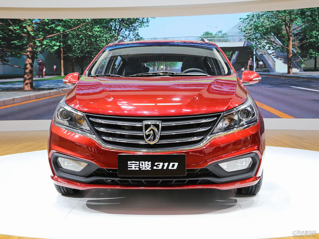 朝霞紅寶駿310整車外觀外觀圖片