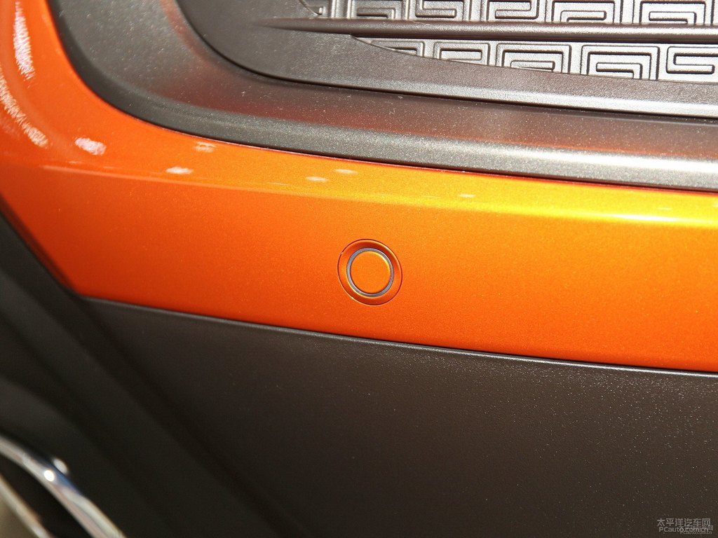 琉璃橙帝豪GS車尾外觀圖片