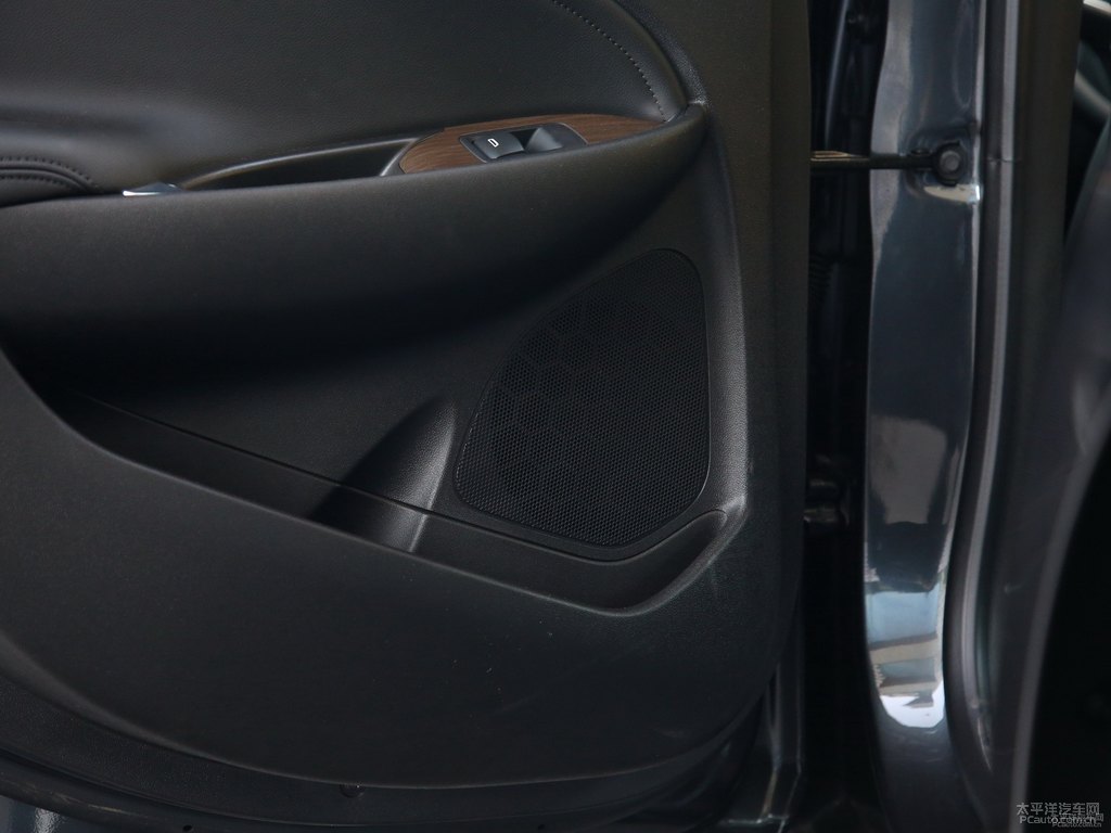 州際灰邁銳寶XL車廂內(nèi)飾圖片