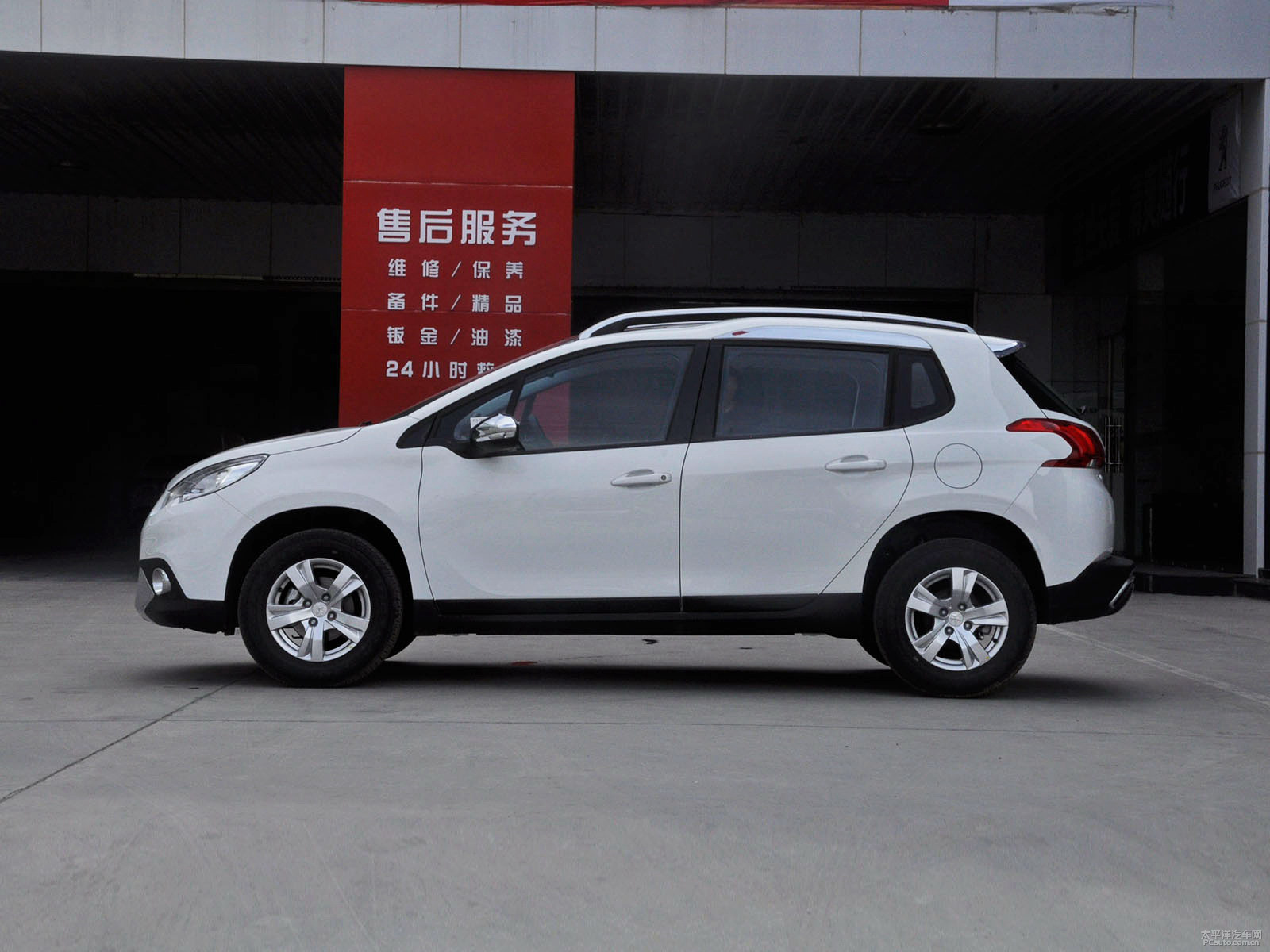 標(biāo)致2008外觀高清大圖