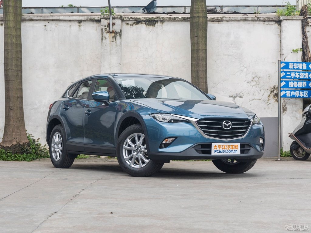 星際藍(lán)馬自達(dá)CX-4整車外觀外觀圖片