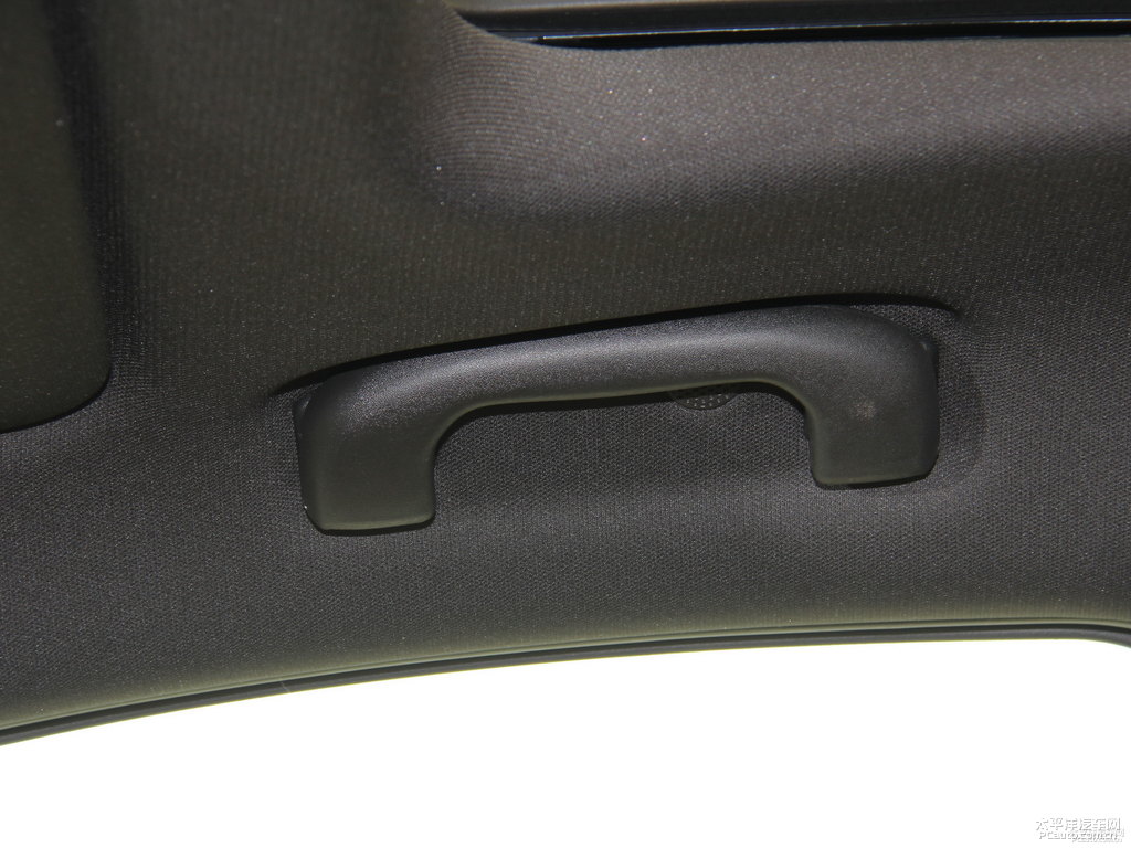琉璃金君越車廂內(nèi)飾圖片