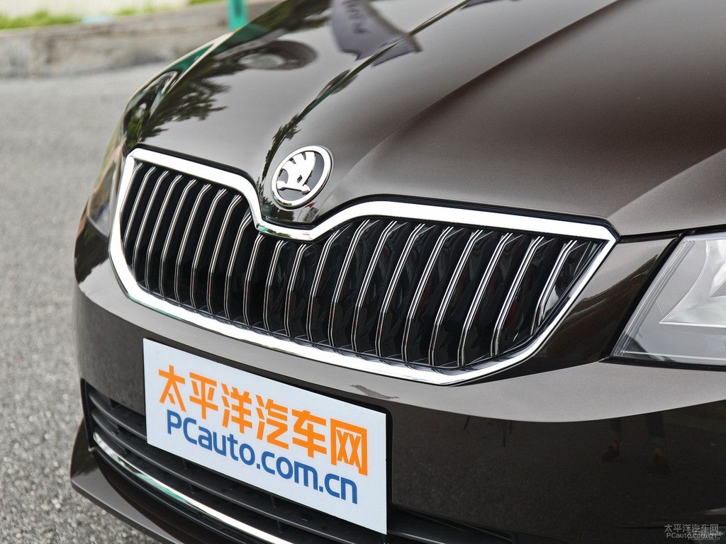 琥珀棕明銳車頭外觀圖片