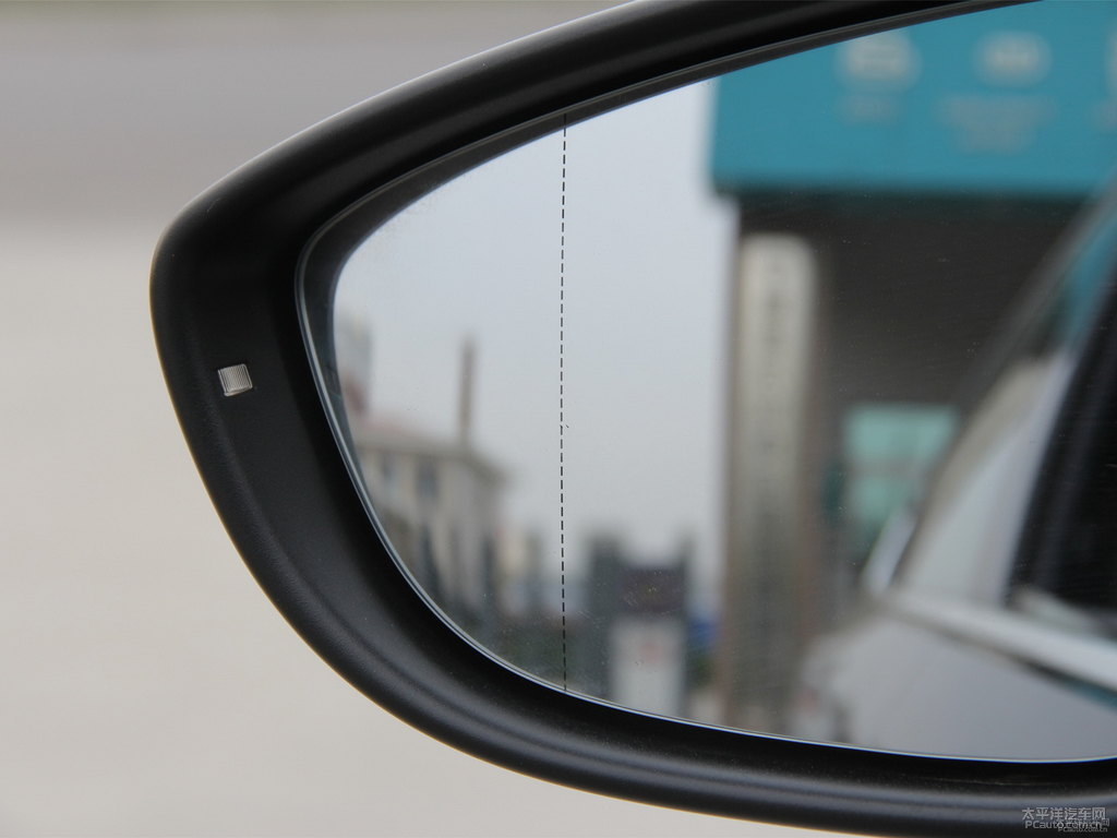 金黑帕薩特車身外觀圖片