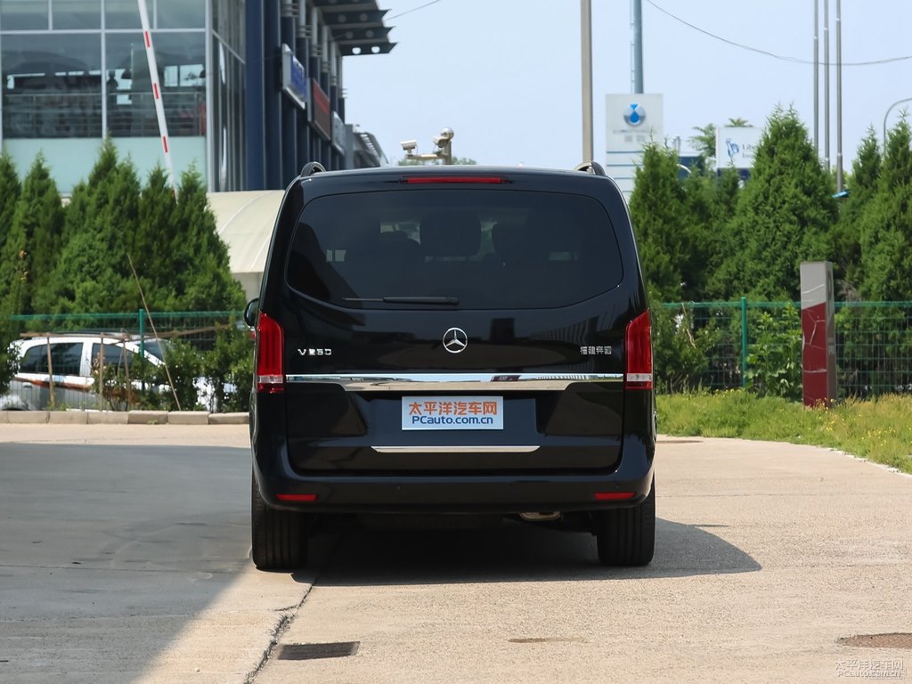 曜石黑奔馳V級整車外觀外觀圖片