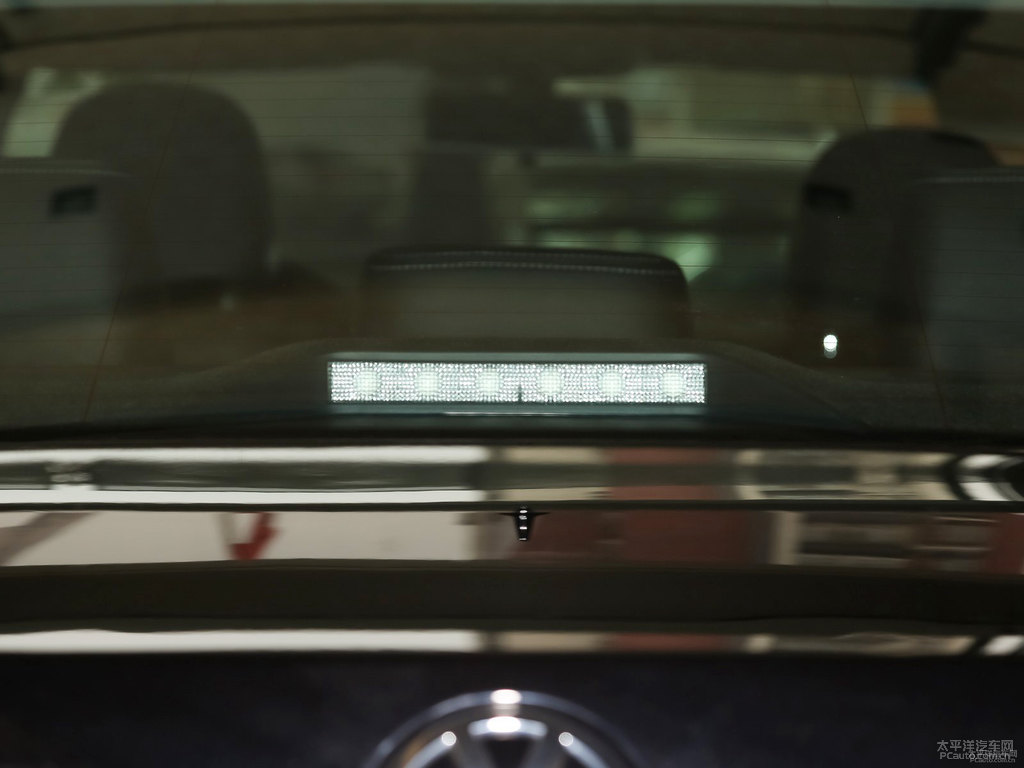 金黑帕薩特車身外觀圖片
