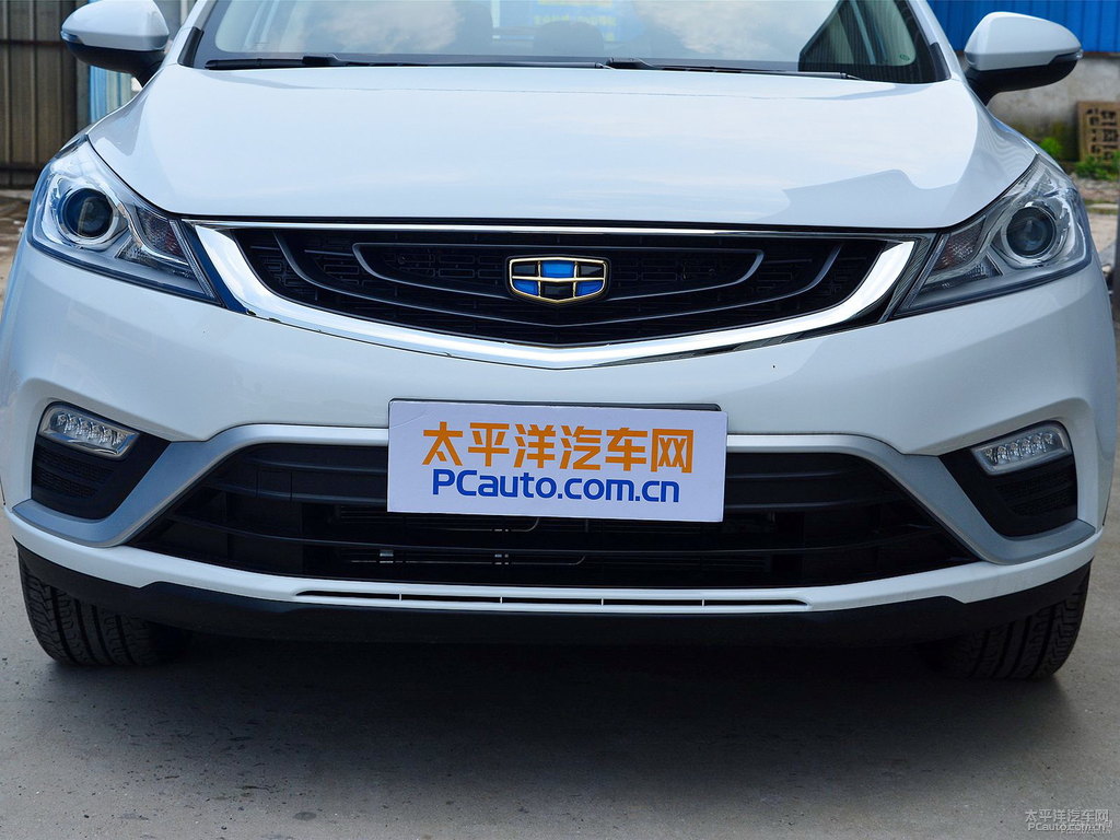 冰晶白帝豪GS車頭外觀圖片