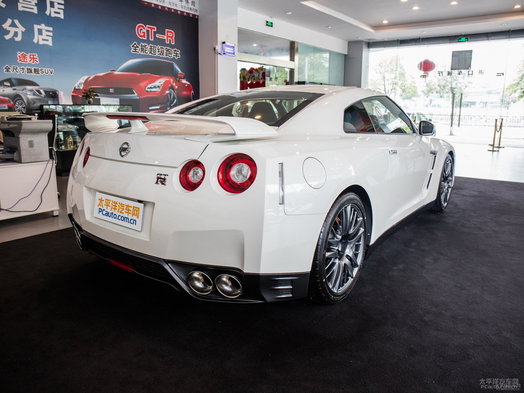 ծa(chn)GT-R܇^^DƬ