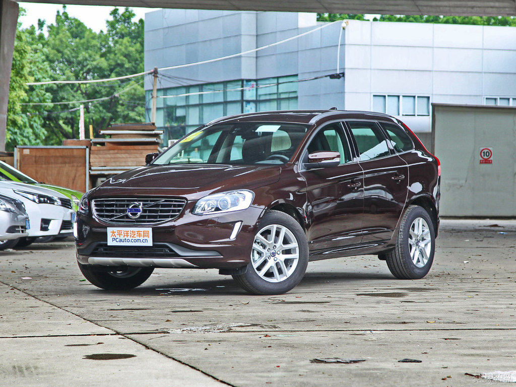楓木棕沃爾沃XC60整車外觀外觀圖片