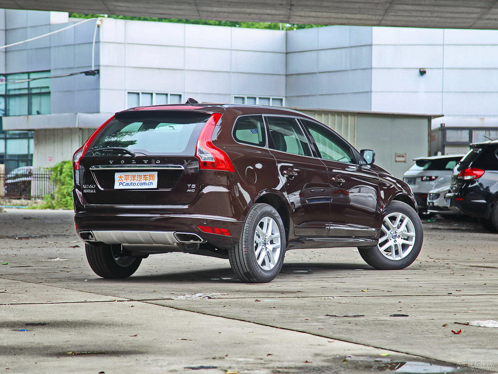 楓木棕沃爾沃XC60整車外觀外觀圖片