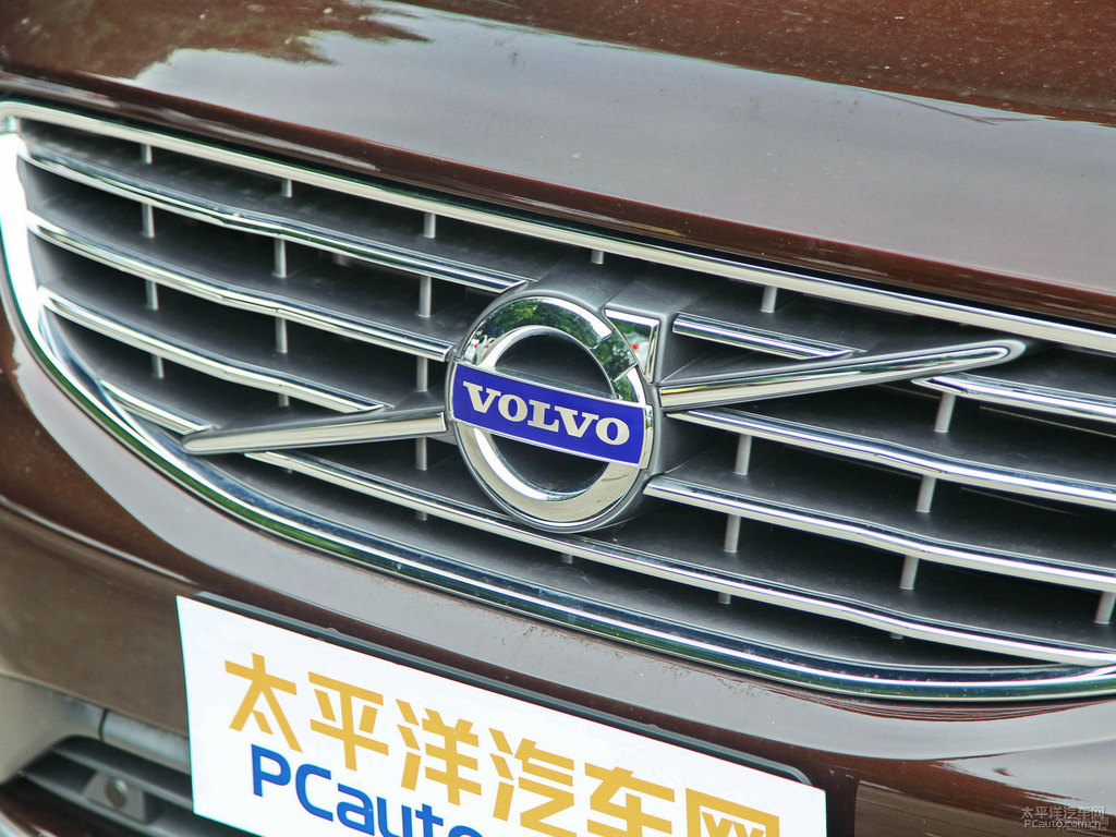 楓木棕沃爾沃XC60車頭外觀圖片