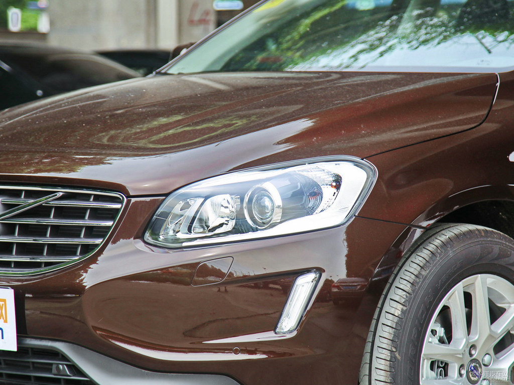 楓木棕沃爾沃XC60車頭外觀圖片