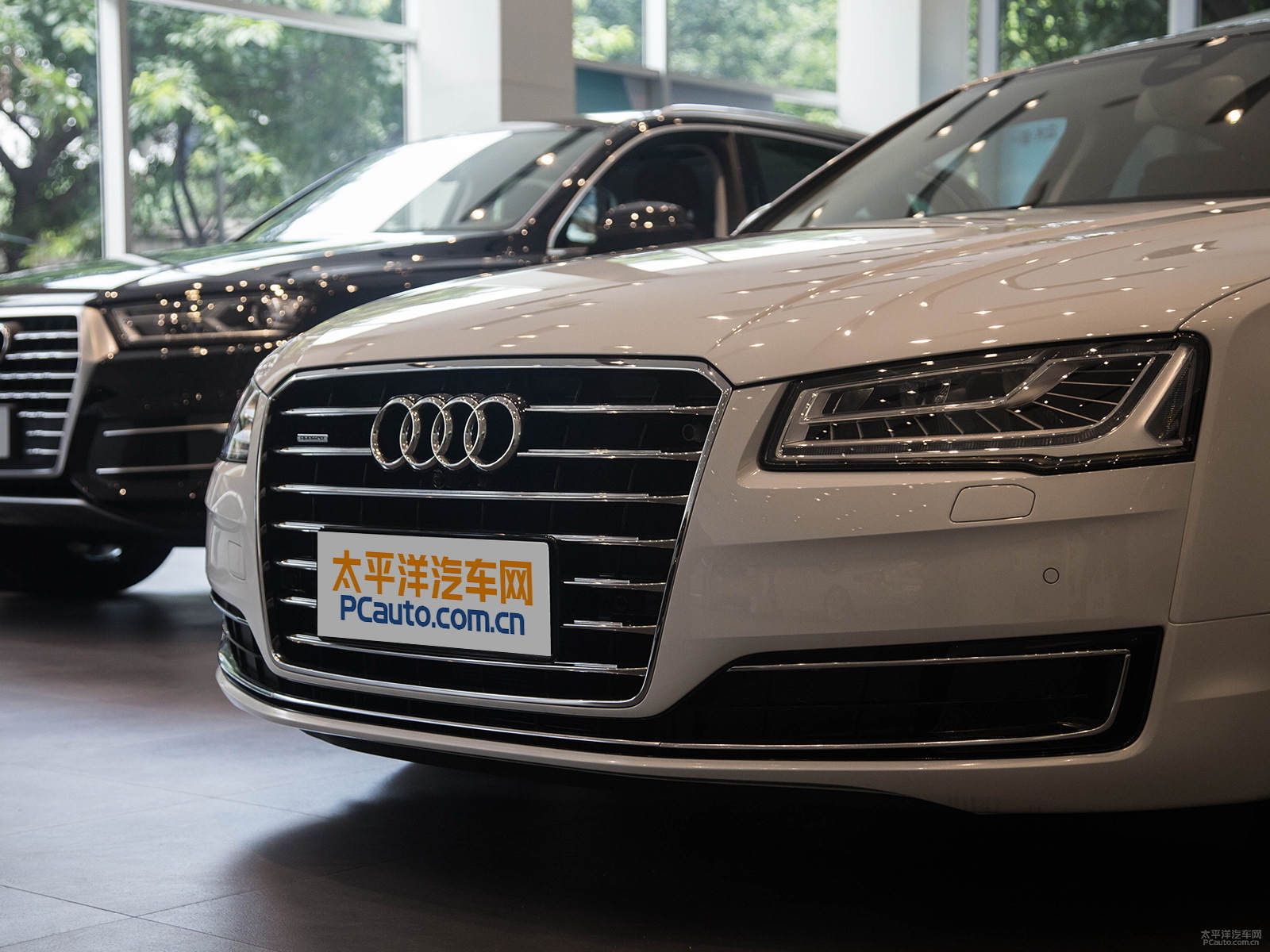 奧迪A8L外觀高清大圖