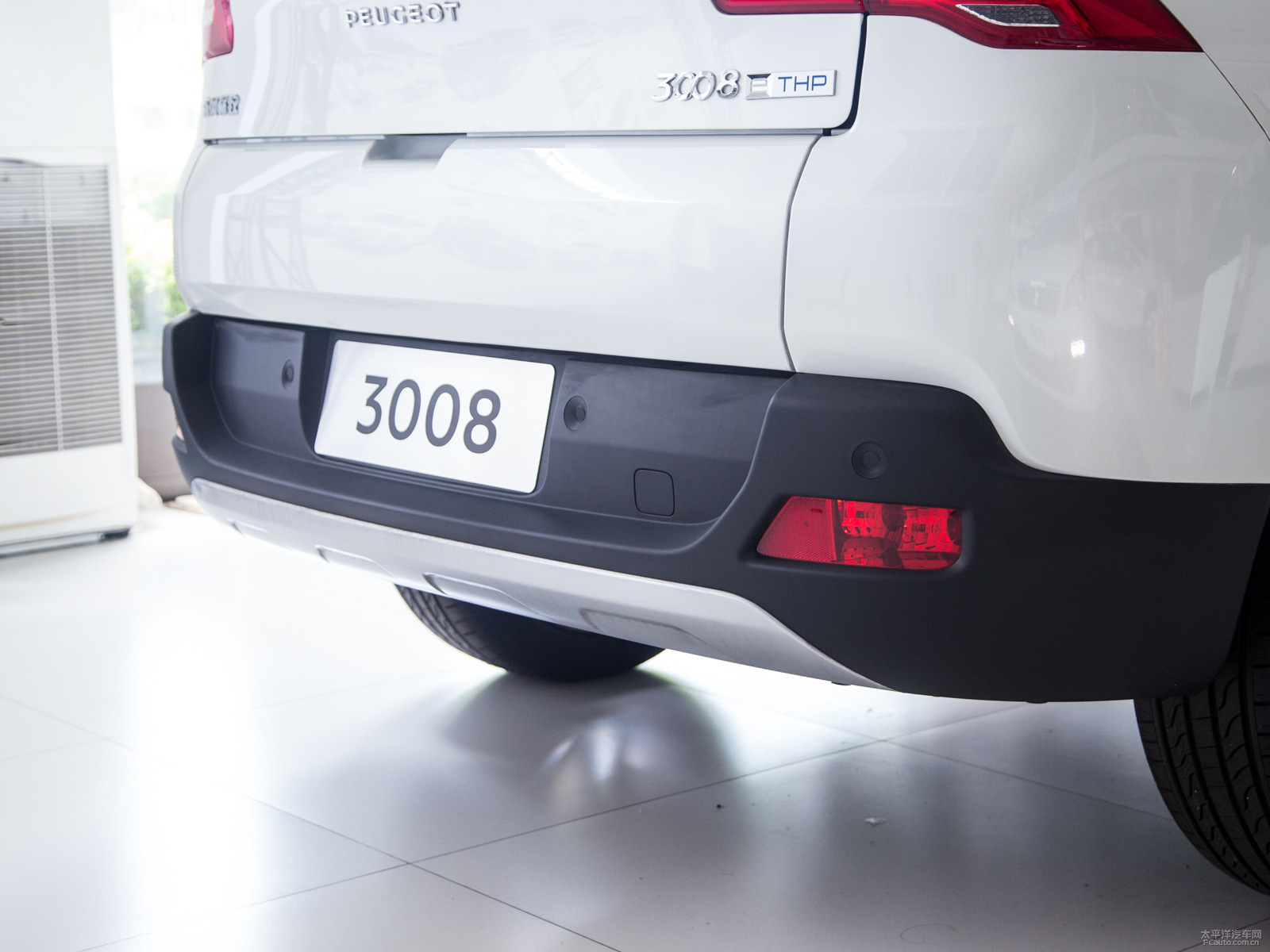 標(biāo)致3008外觀高清大圖