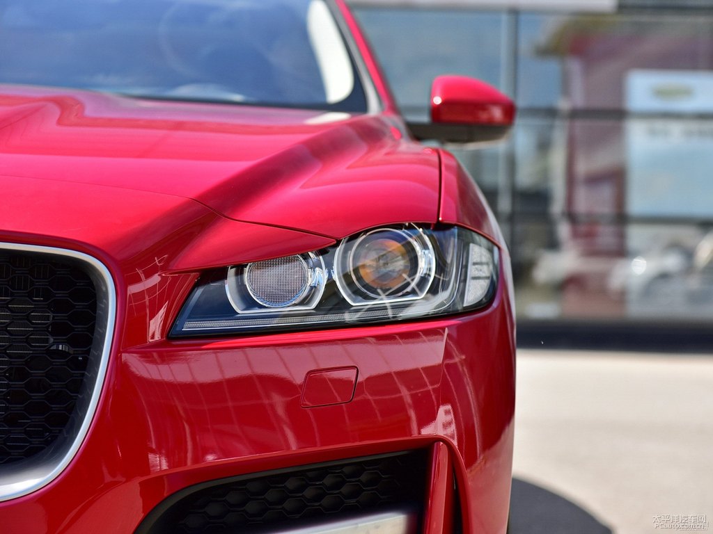 tݱF-PACE܇^^DƬ