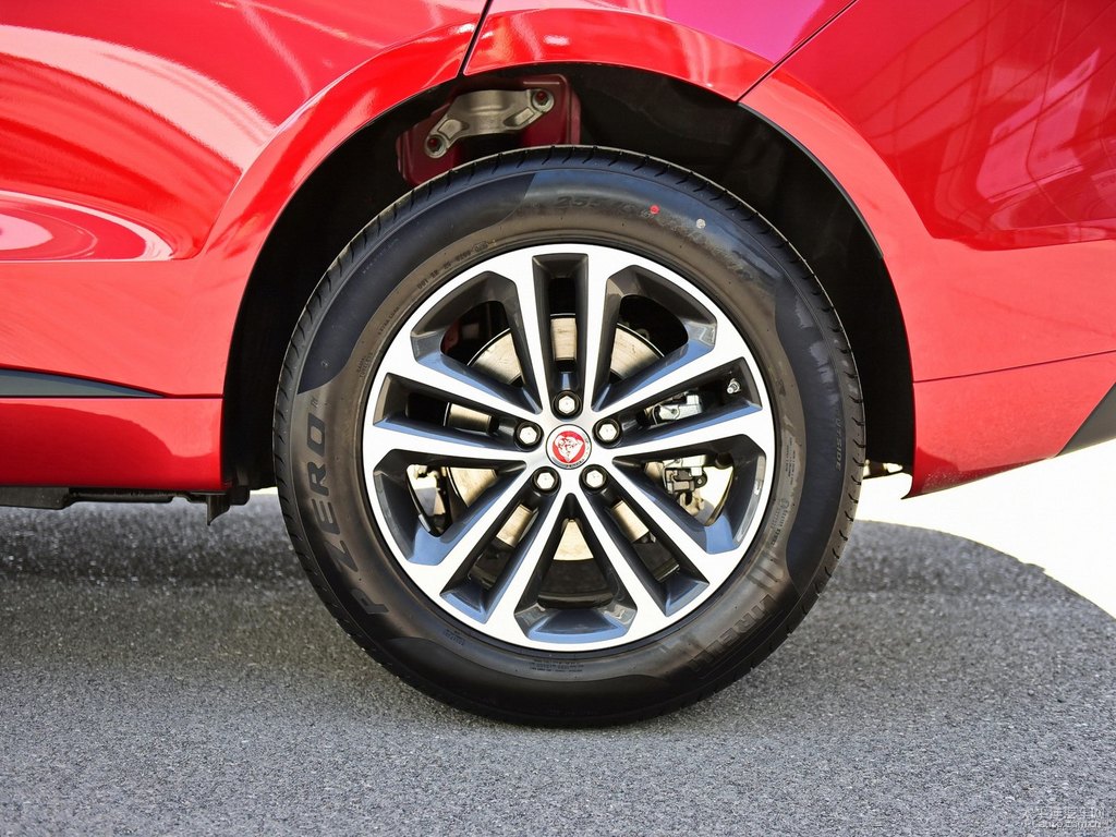 tݱF-PACE܇^DƬ