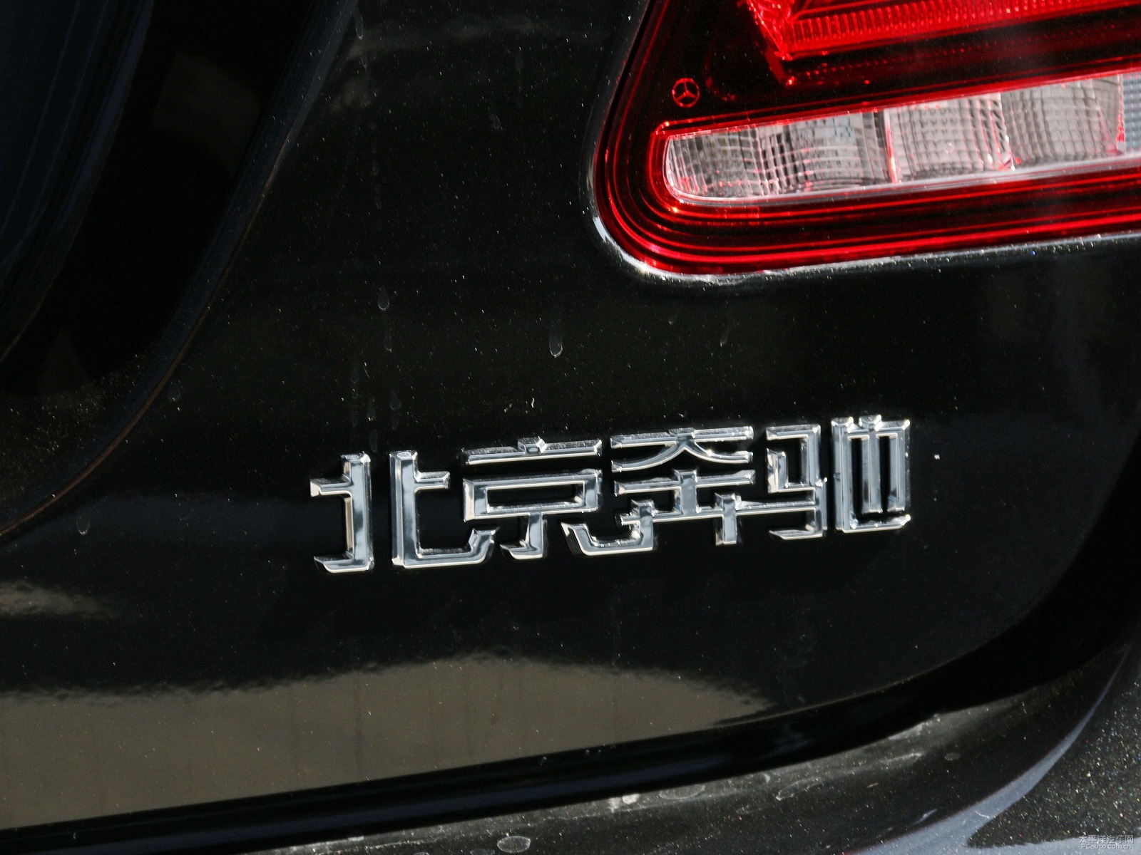 奔馳E級(jí)外觀高清大圖