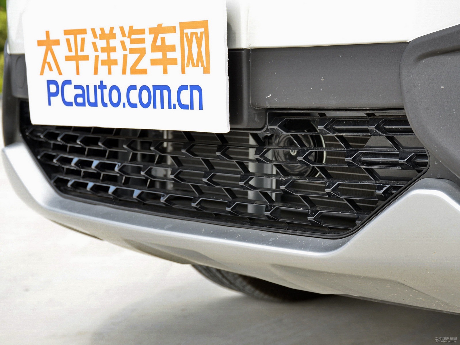 昌河Q25外觀高清大圖