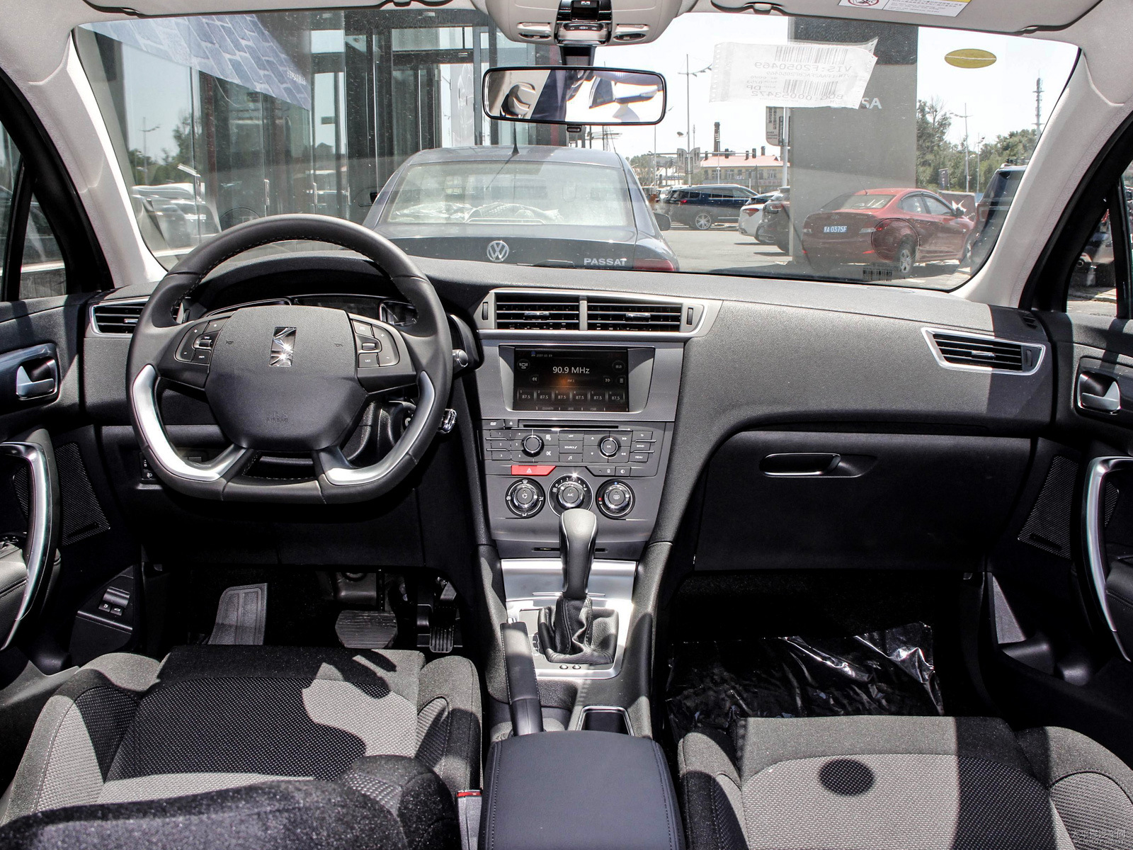 DS 5LS內(nèi)飾高清大圖