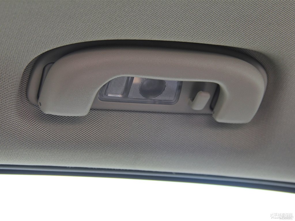 墨玉黑君越車廂內(nèi)飾圖片