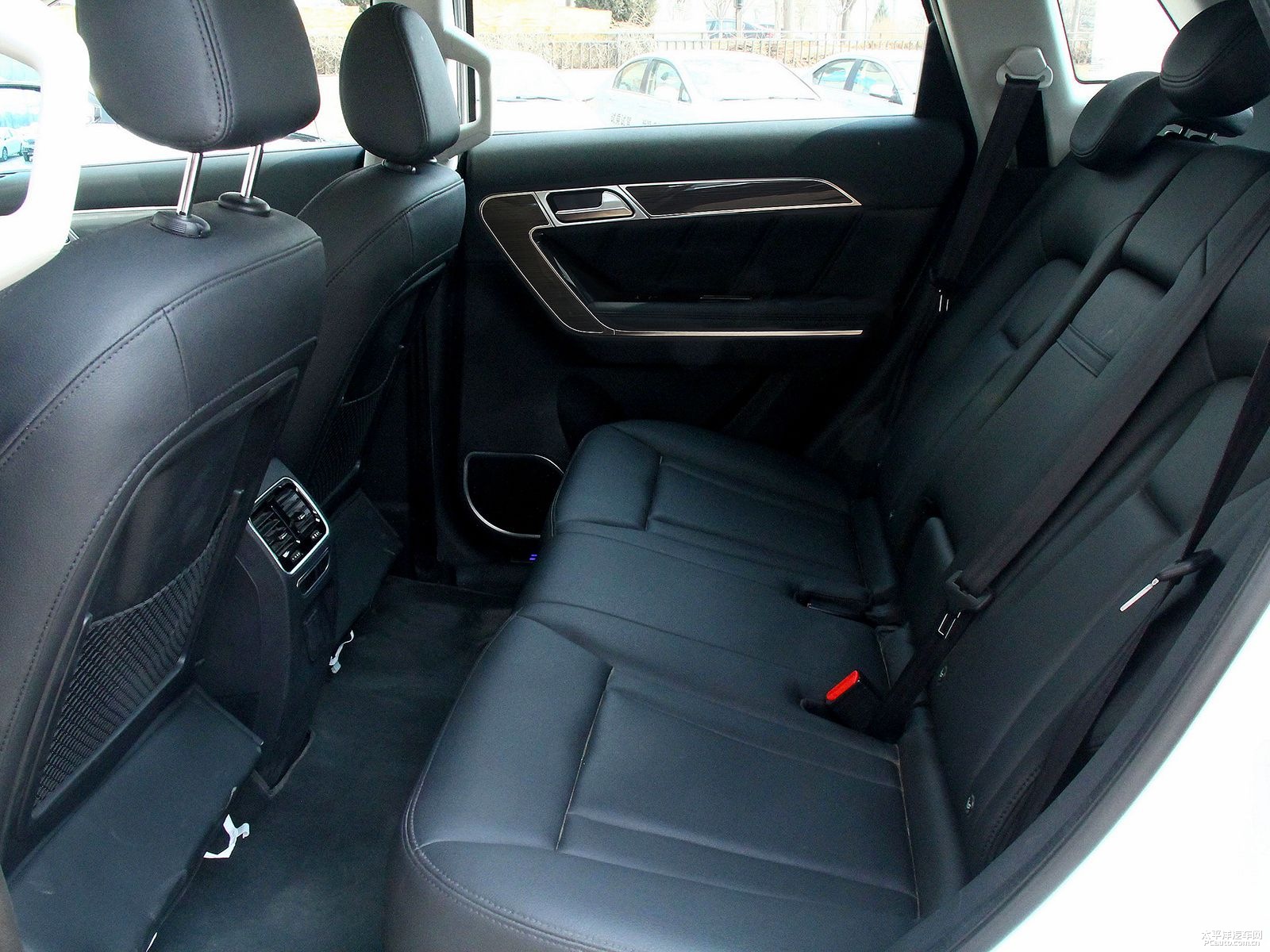 Oذ׹H6 Coupe{˿ggDƬ