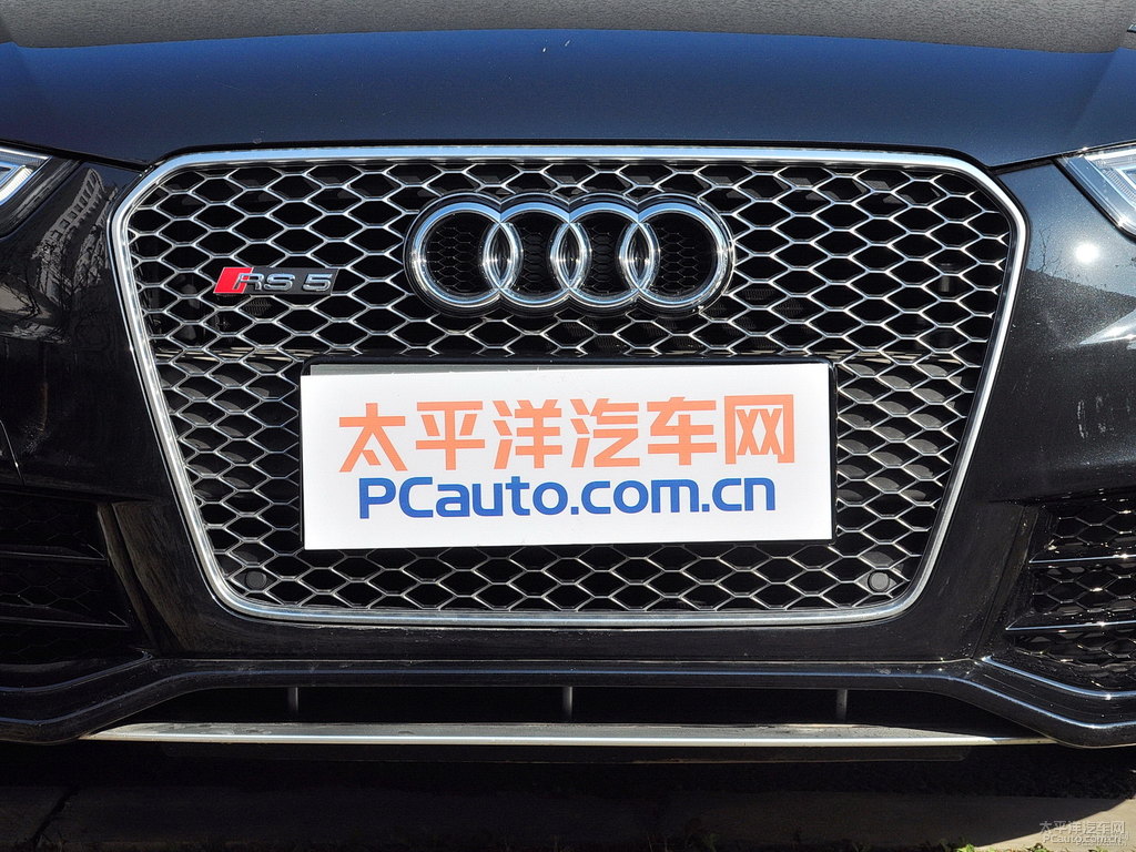 幻影黑奧迪RS 5車頭外觀圖片