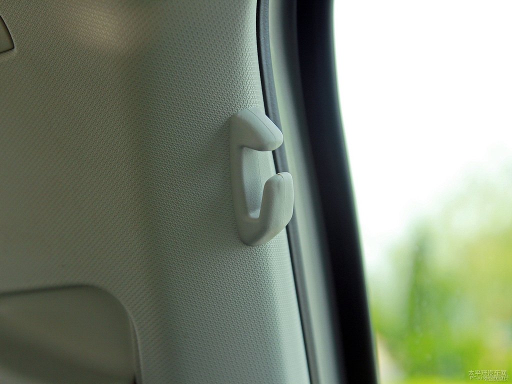 水晶銀寶來(lái)車廂內(nèi)飾圖片