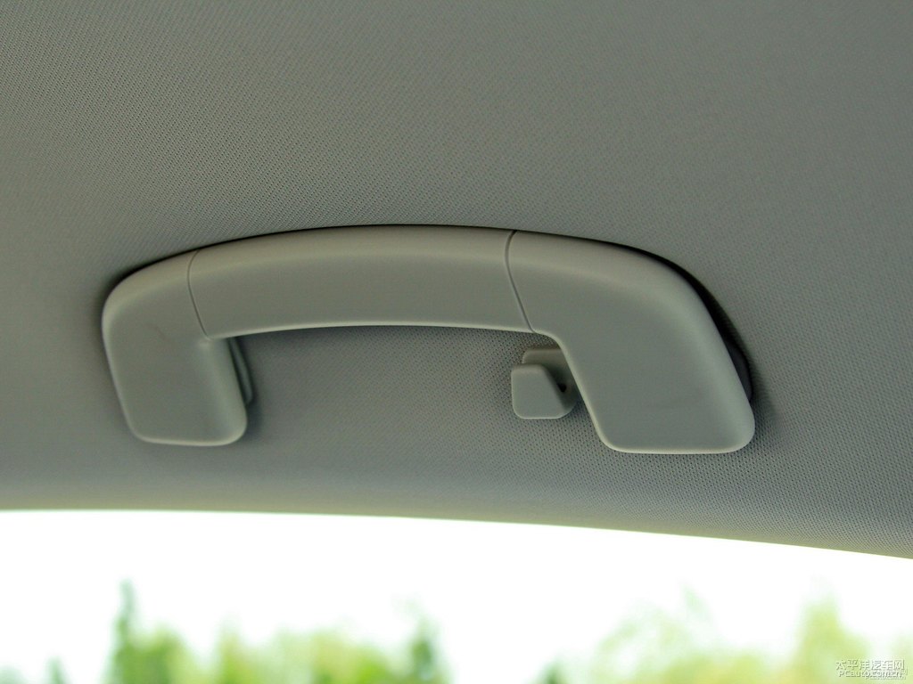 水晶銀寶來車廂內(nèi)飾圖片
