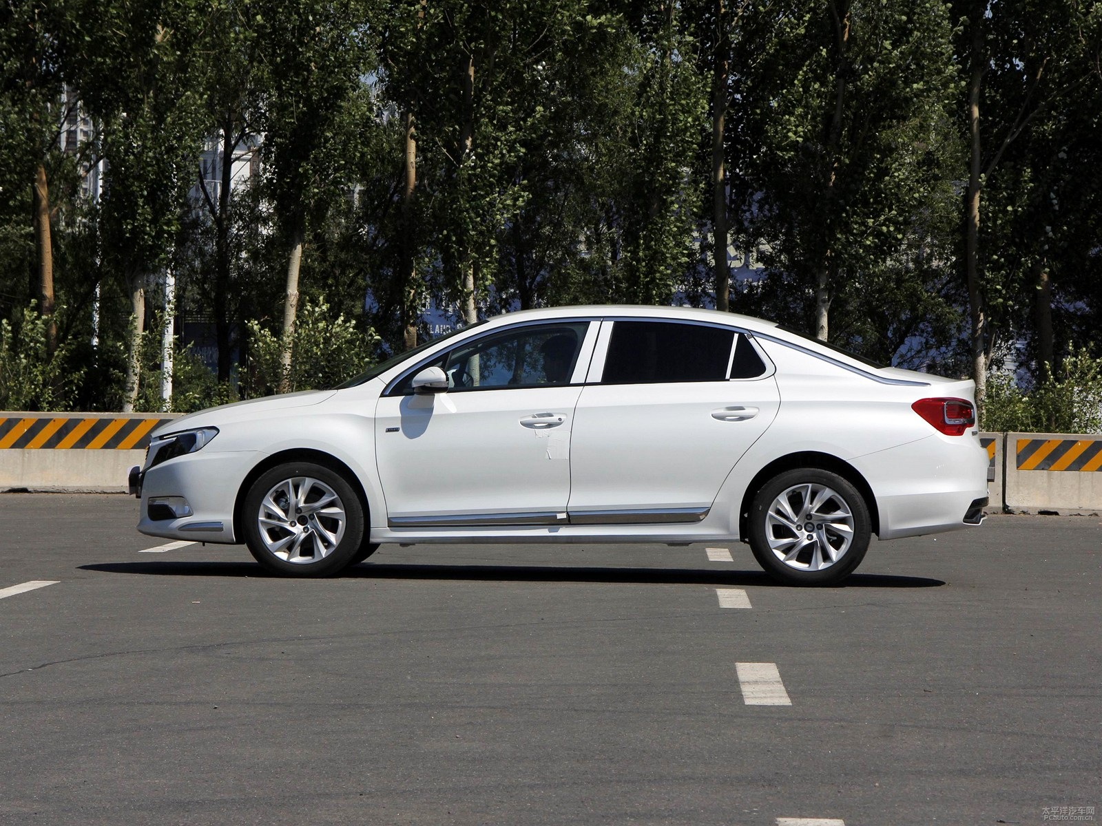 DS 5LS外觀高清大圖