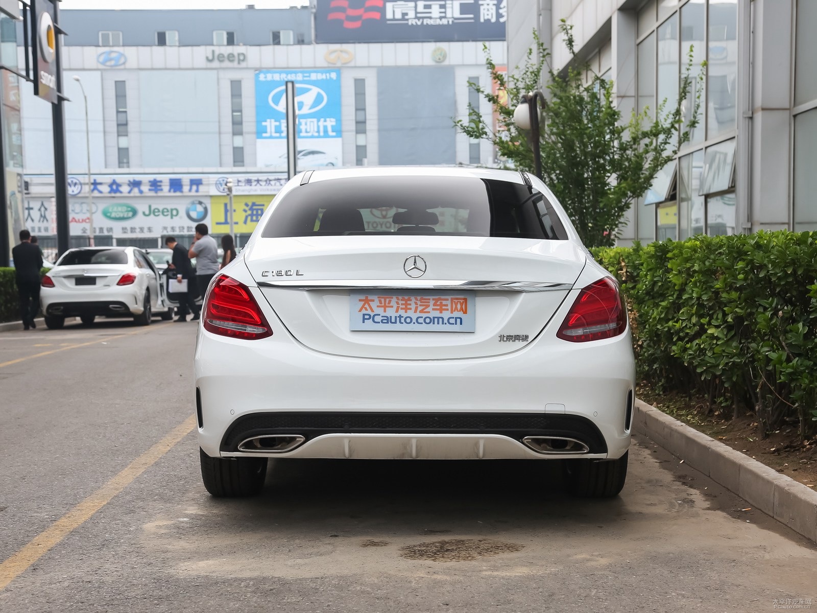 奔馳C級(jí)外觀高清大圖