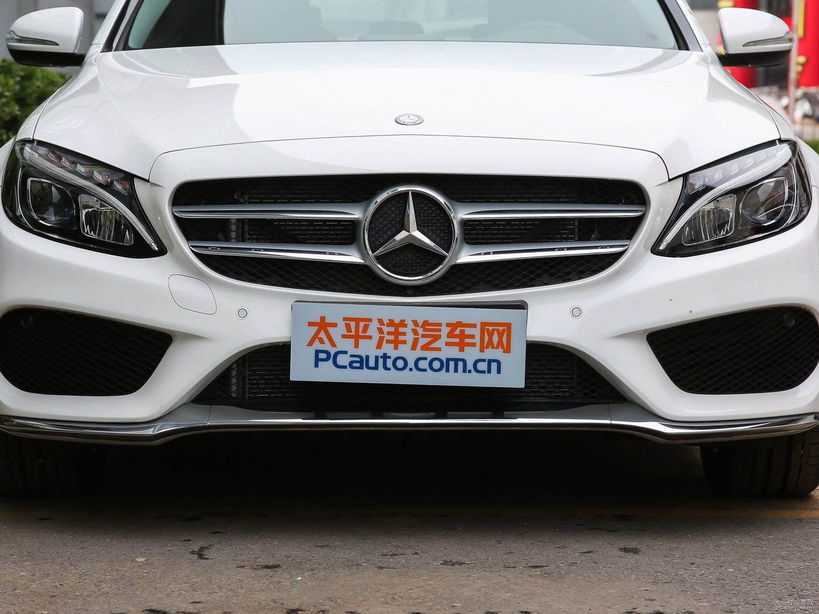 奔馳C級外觀高清大圖