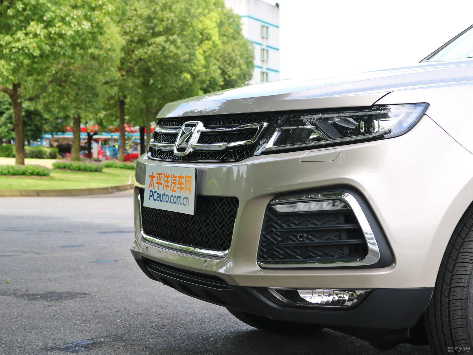 眾泰T600外觀高清大圖