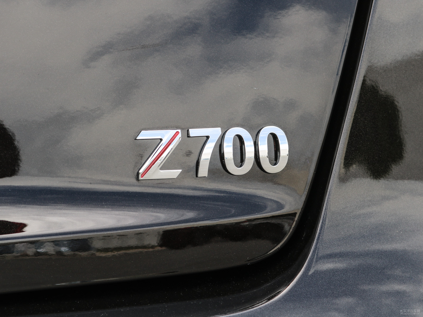 眾泰Z700外觀高清大圖