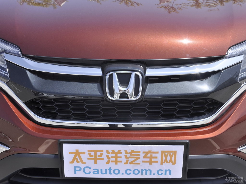 琥珀棕本田CR-V車頭外觀圖片