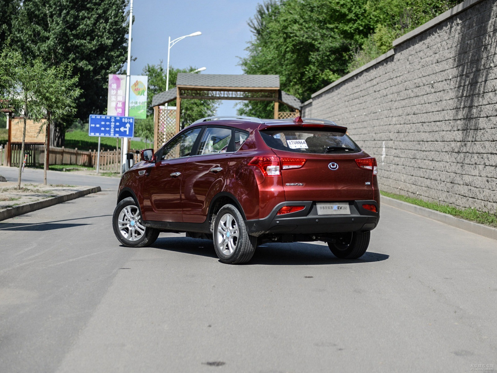 華泰XEV260外觀高清大圖