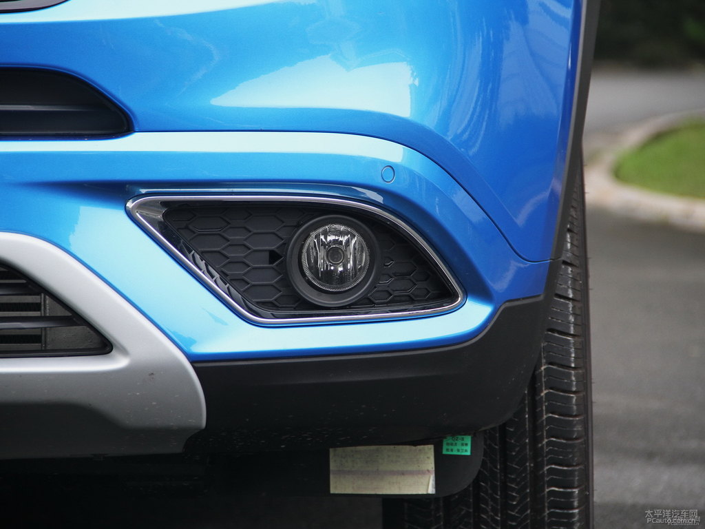 湛海藍(lán)瑞虎7車頭外觀圖片