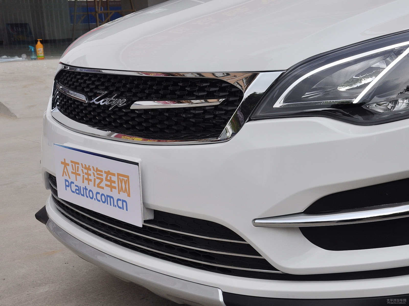 眾泰大邁X5外觀高清大圖
