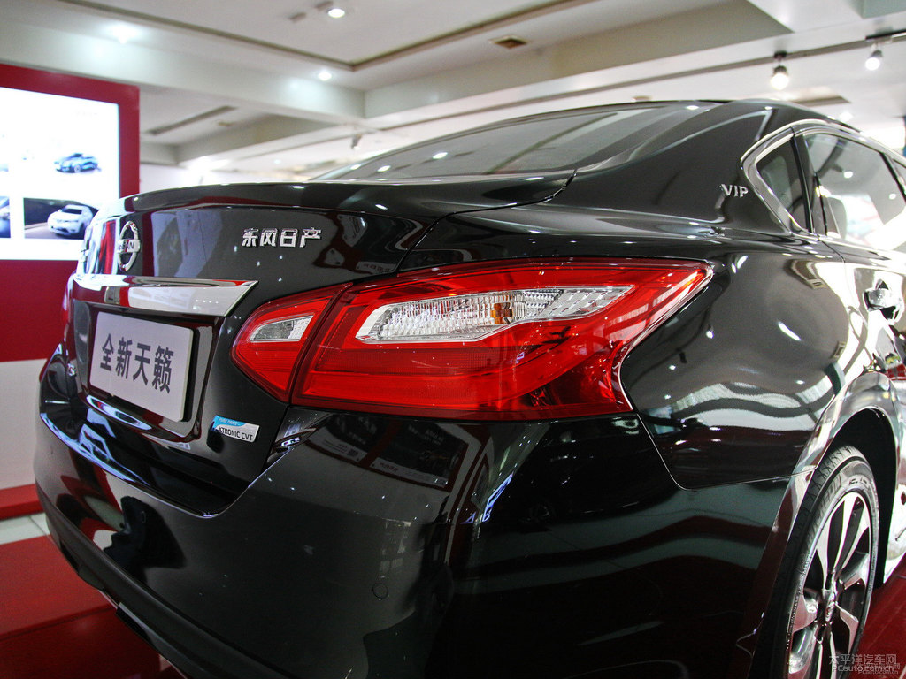 天籟車(chē)尾外觀圖片