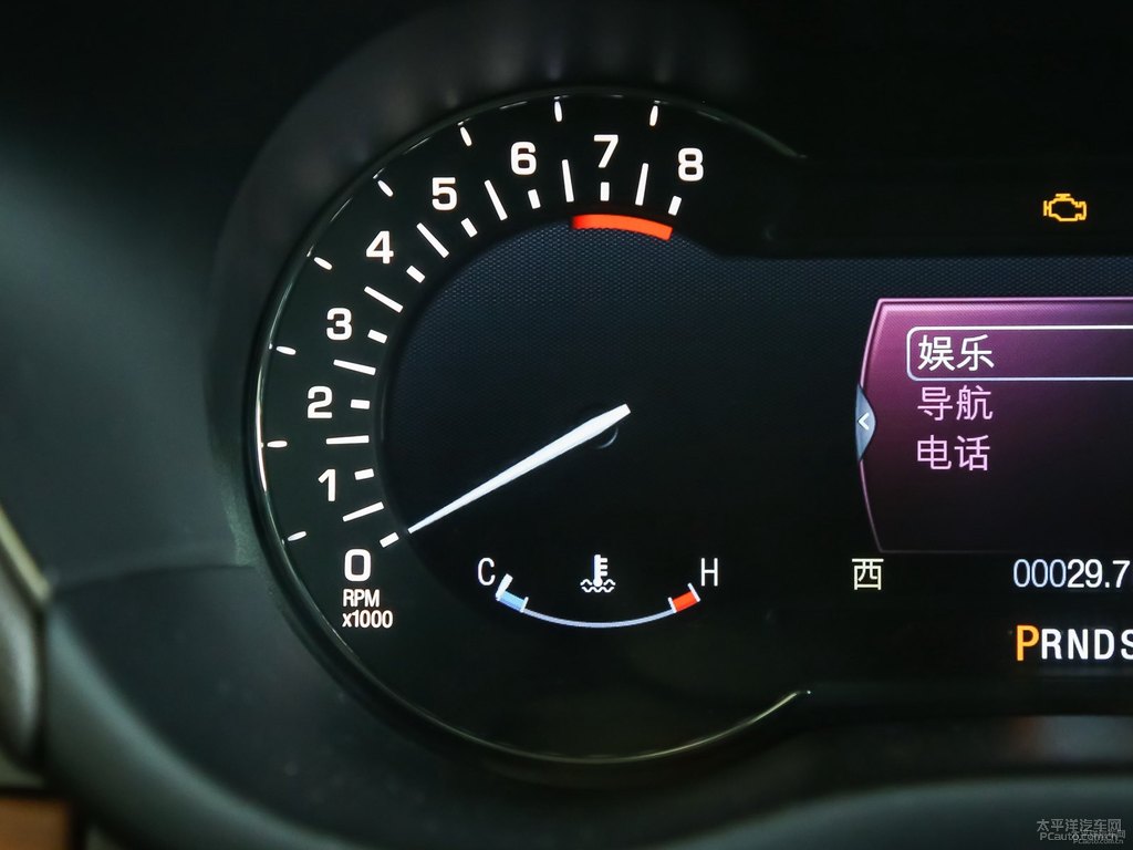 雅紳黑林肯MKC中控內(nèi)飾圖片