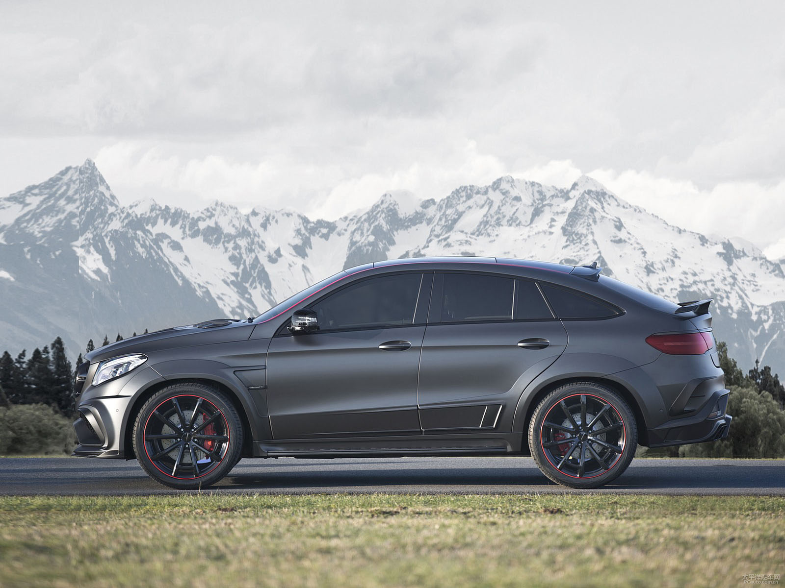 GLE 轎跑SUV AMG外觀高清大圖