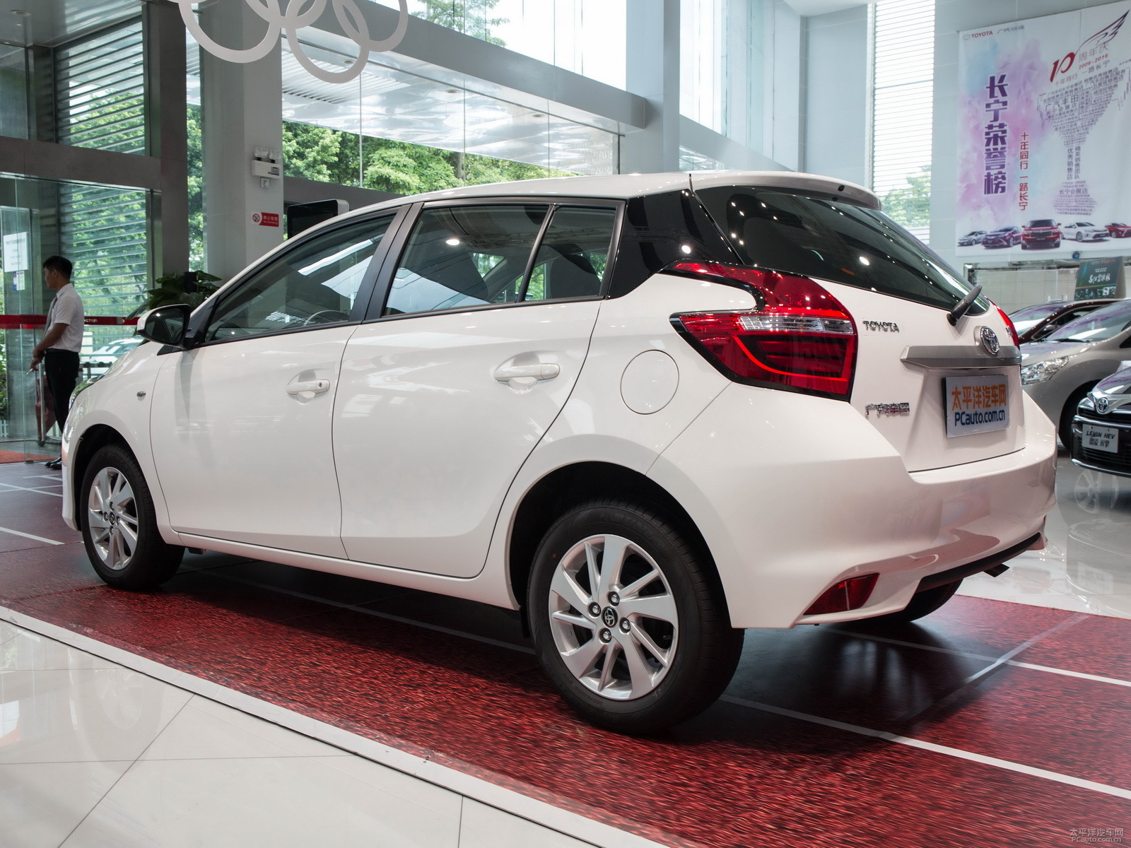 YARiS L 致炫外觀高清大圖