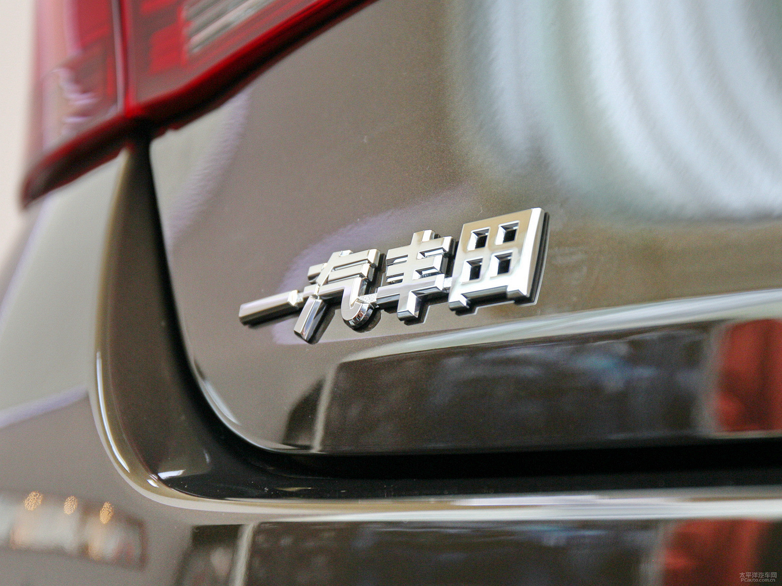 皇冠外觀高清大圖