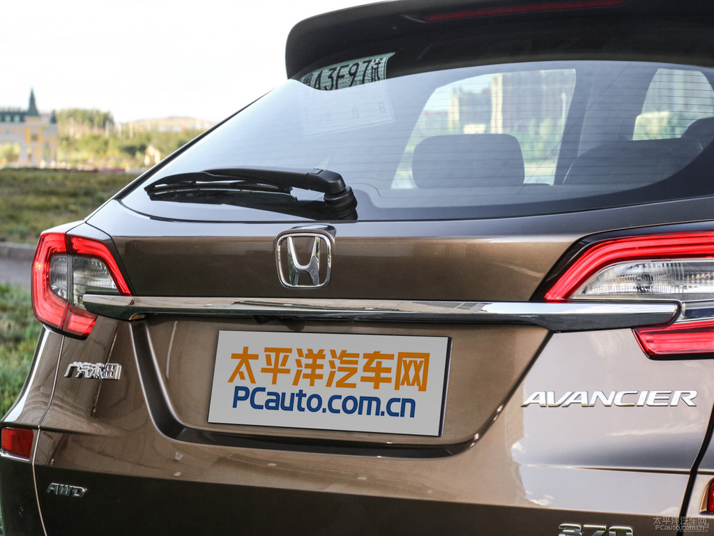 大漠金冠道車尾外觀圖片