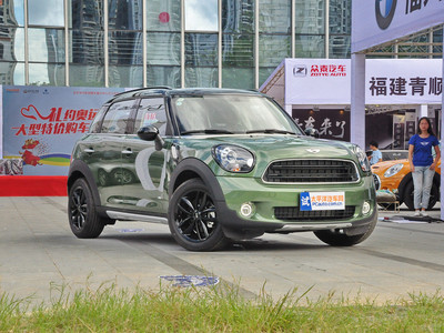 MINI COUNTRYMAN 2016款 1.6T COOPER ALL4 Fun装备控