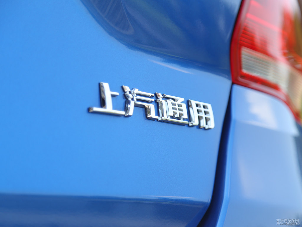 孔雀藍(lán)科沃茲車尾外觀圖片