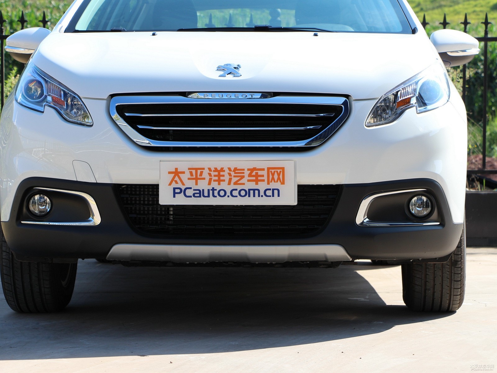 標(biāo)致2008外觀高清大圖