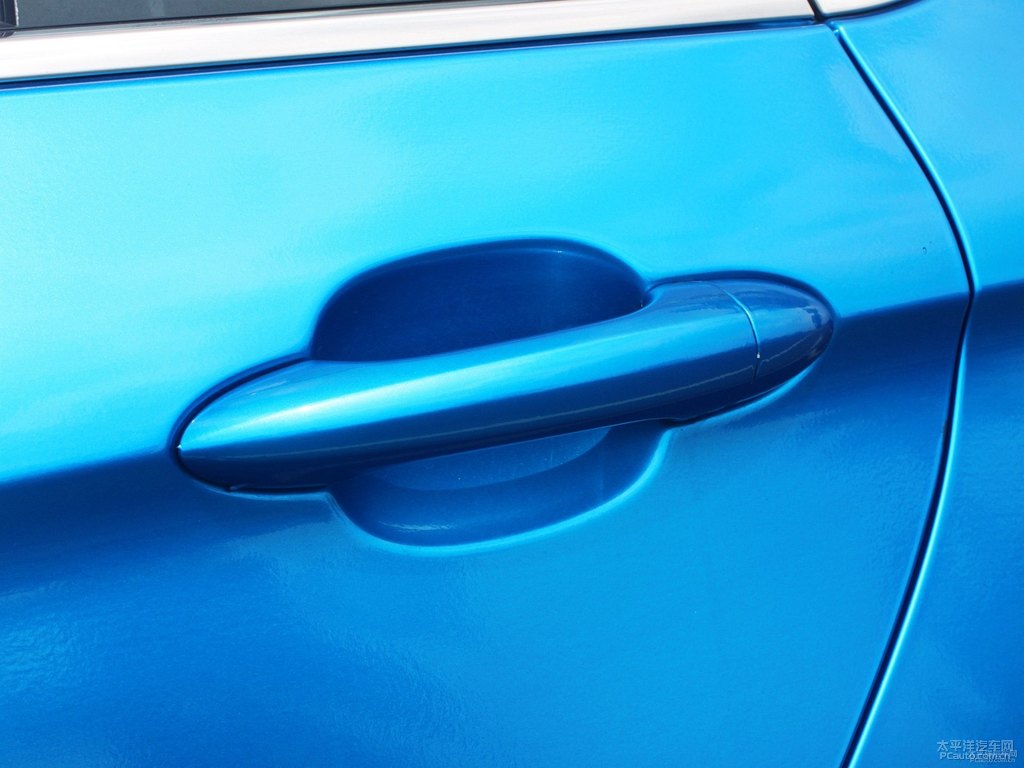 傾城藍艾瑞澤5車身外觀圖片