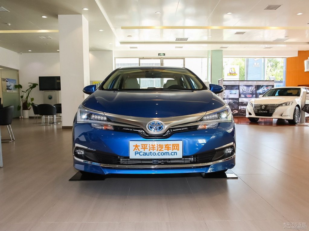 藍(lán)色卡羅拉整車外觀外觀圖片
